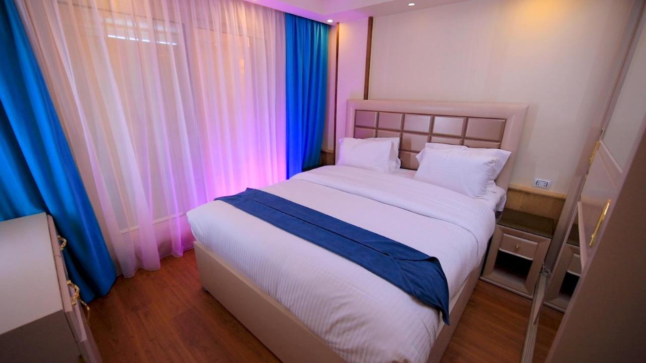 Hotel 14
